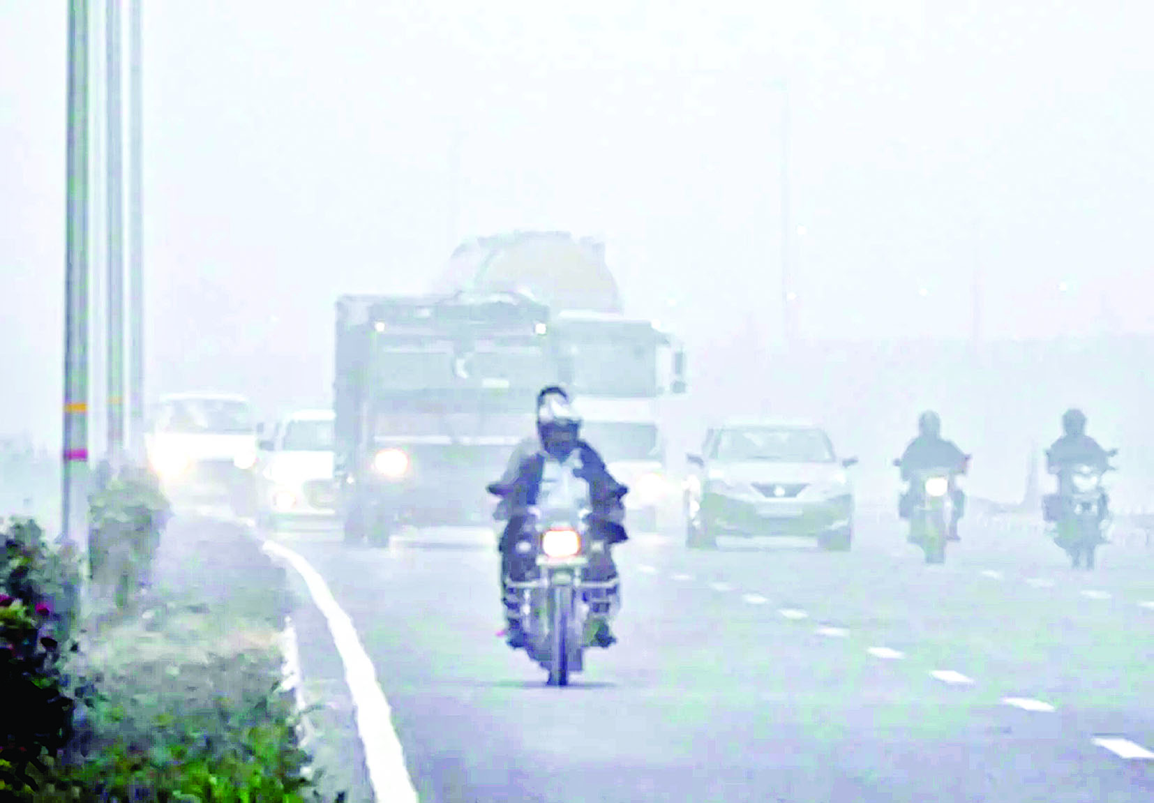 सांसों में घुलता जहर&hellip;देश की राजधानी में दमघोटू वायु प्रदूषण, WHO की सीमा से 100 गुना अधिक