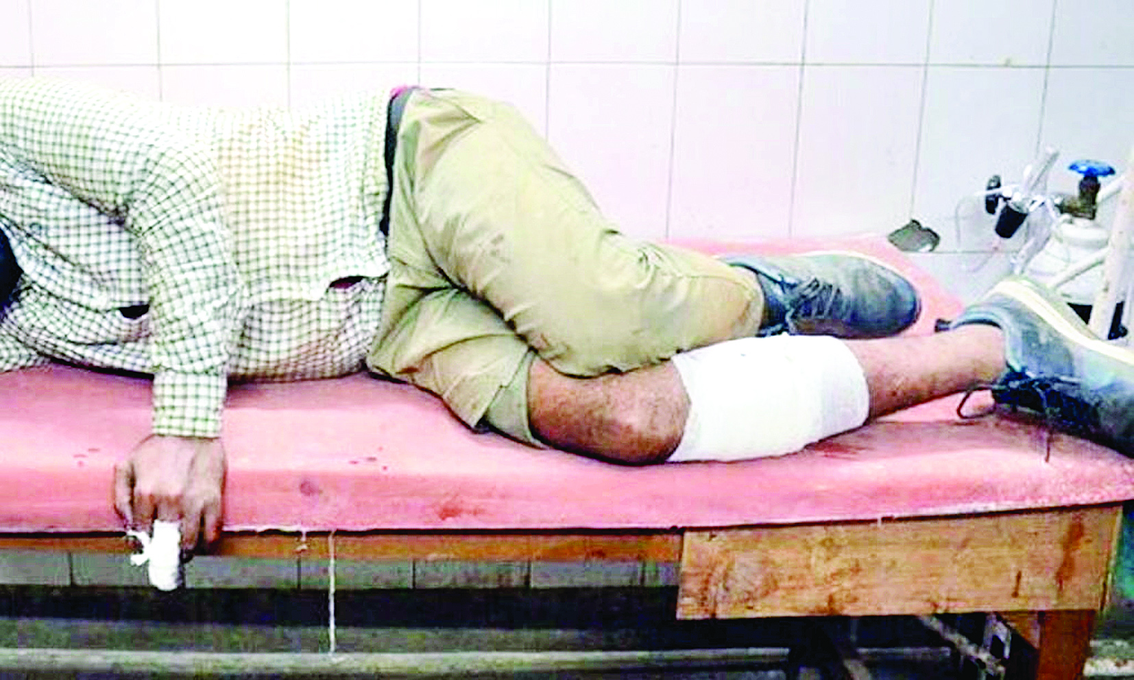 पुलिस मुठभेड़ में बदमाश की गोली लगने से मौत, दूसरा घायल