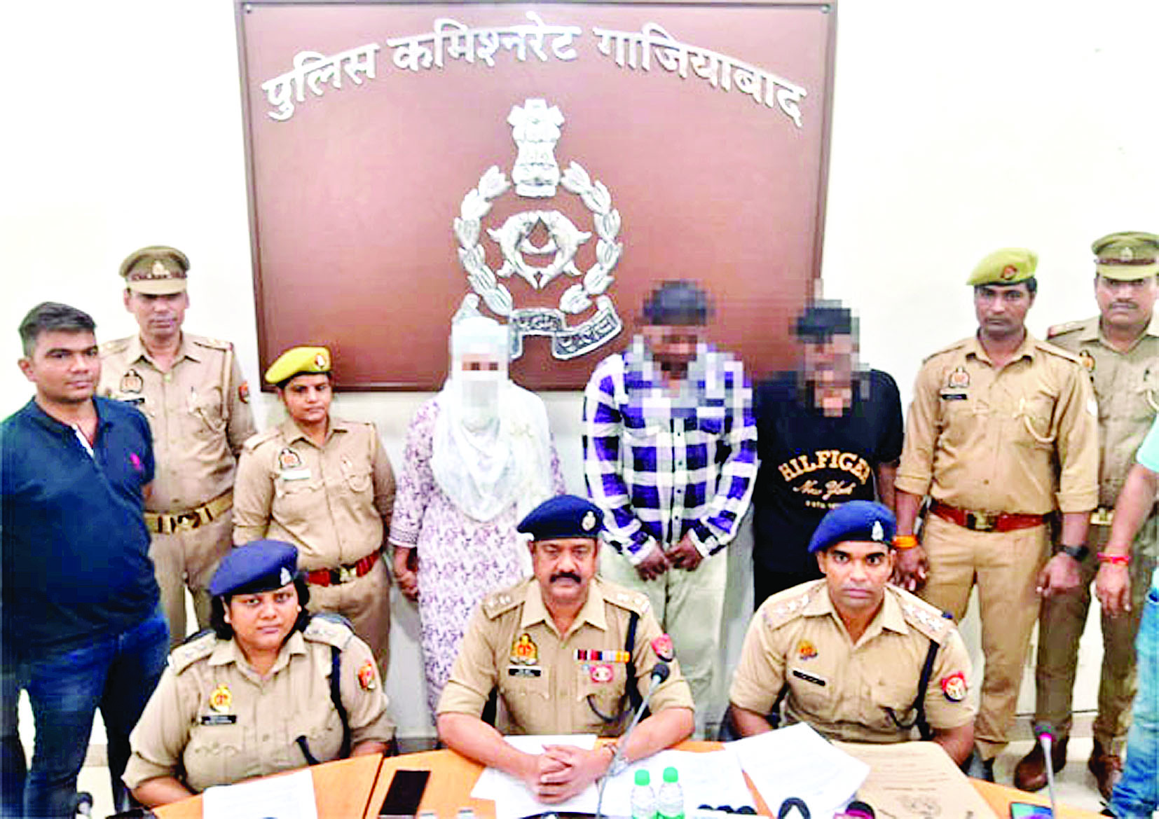 गाजियाबाद में महिला द्वारा पति और प्रेमी की पत्नी को फंसाने के लिए खुद पर कराया एसिड अटैक, पुलिस तक दंग रह गई&hellip;