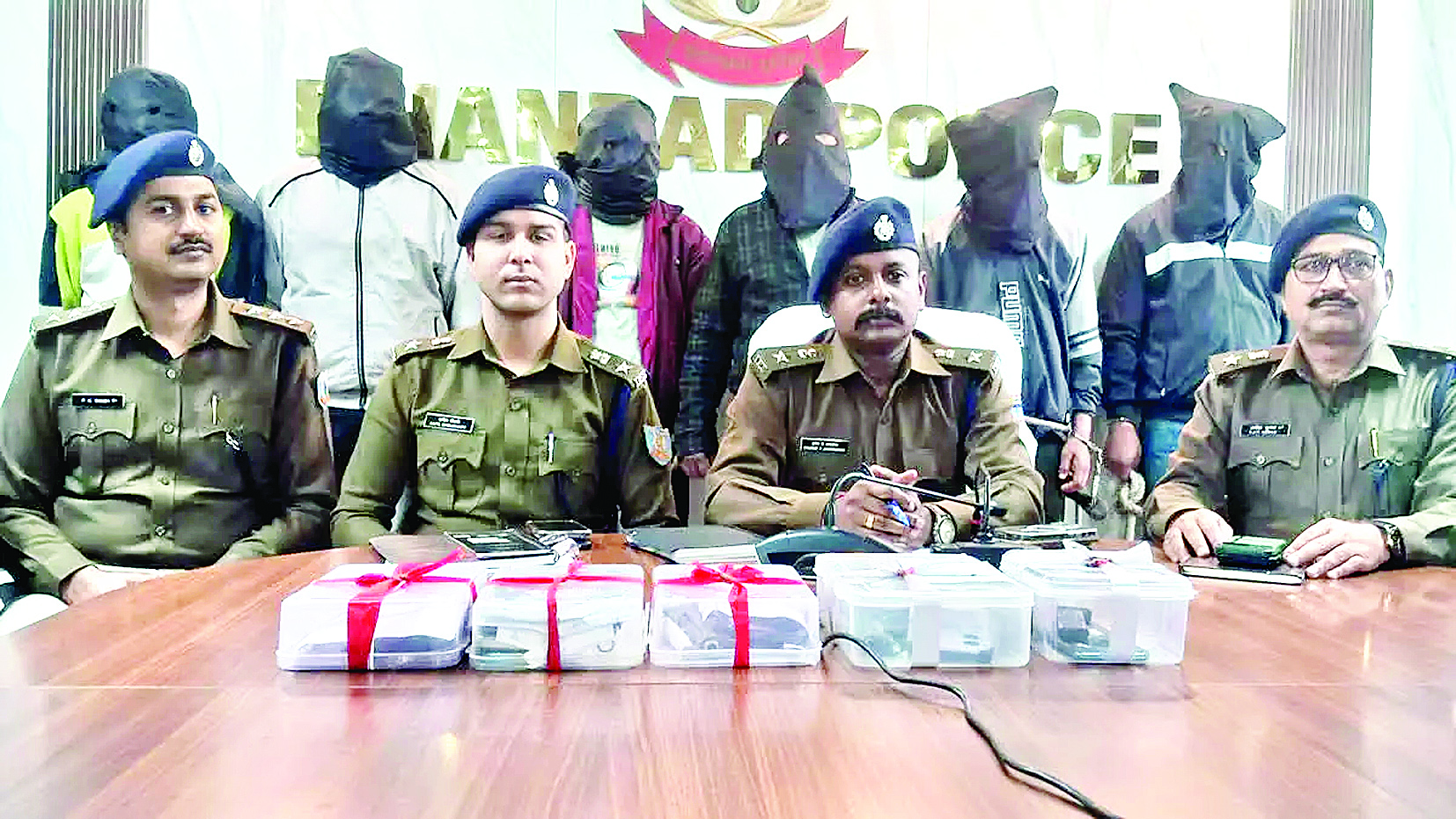 मोस्ट वांटेड गैंगस्टर प्रिंस खान के 6 गुर्गों को पुलिस की एसआईटी ने किया गिरफ्तार 