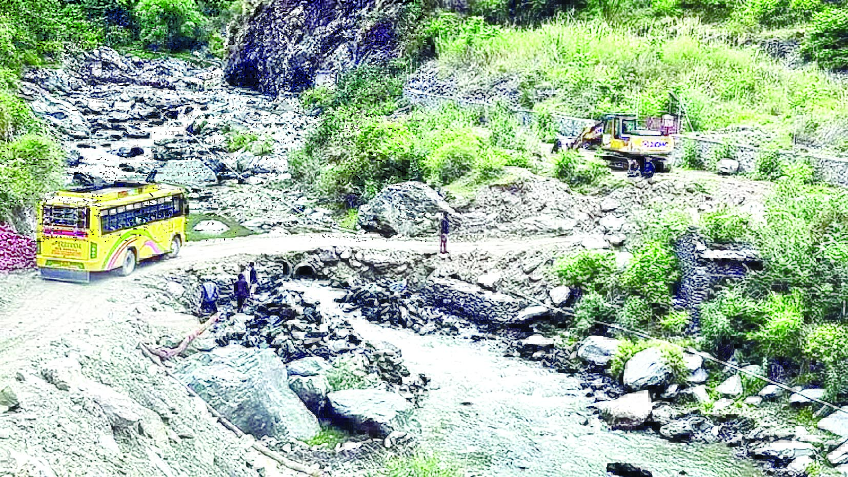 गूगल की गलती से भटक रहे टूरिस्ट, लोकल गाइड बने सहारा 