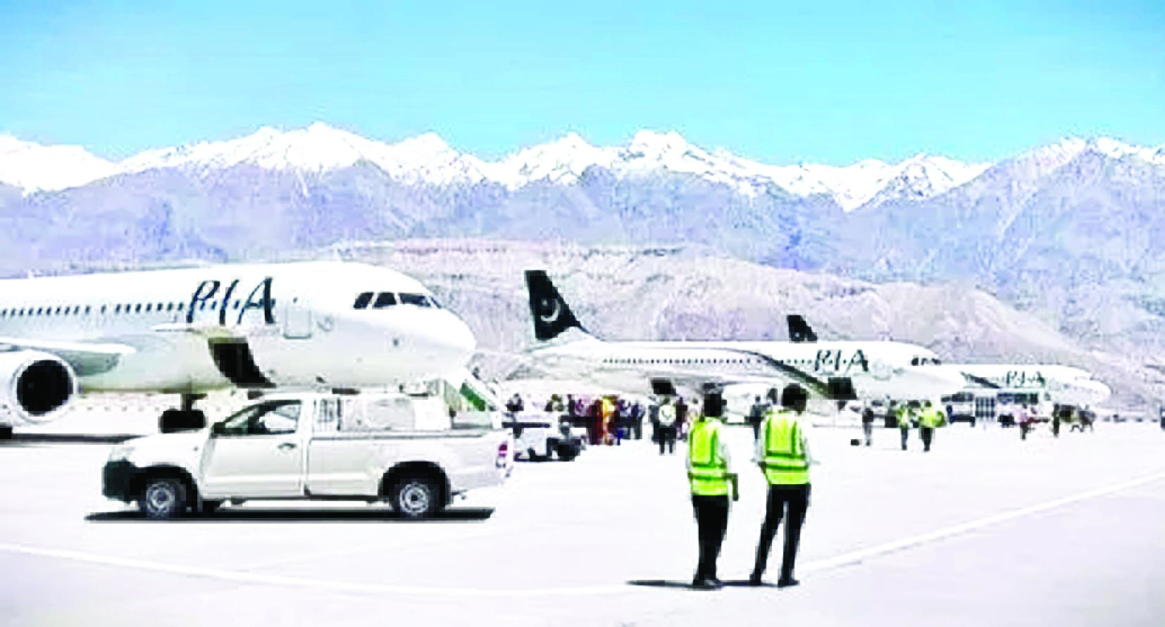 भारत के आक्रामक तेवर से परेशान पाकिस्तान