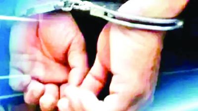 आधार कार्ड प्राप्त करने का प्रयास करते समय बांग्लादेश के भाई-बहन को गिरफ्तार किया गया