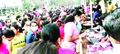 वर्कप्&zwj;लेस पर महिलाओं को करना पड़ता है लिंग और वेतन में भेदभाव का सामना