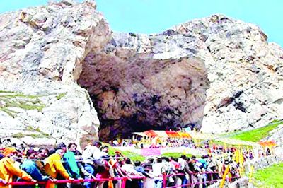 20 दिन में 3.65 लाख से ज्यादा श्रद्धालुओं ने किये बाबा बर्फानी के दर्शन