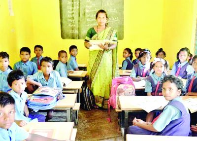 कोरबा जिले में डीएमएफ फंड से 60 नए स्कूल भवन और 23 स्वास्थ्य केंद्रों के लिए स्वीकृति, ग्रामीण क्षेत्रों में सुविधाओं का विस्तार&hellip;