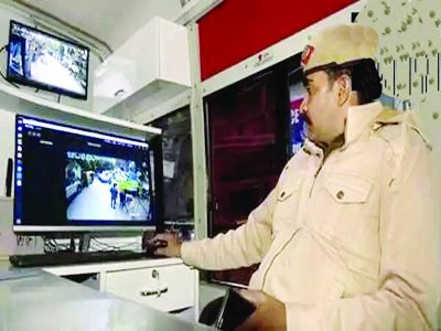 Delhi Police ने नए साल 2025 के लिए चौकियां स्थापित कीं, सुरक्षा कड़ी की 