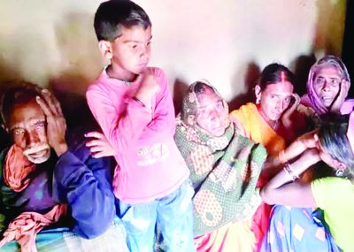 महिला और जुड़वा बच्चों की रहस्यमय स्थितियों में जलने से मौत 