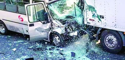 5 की मौत 11 जख्मी, पंचर टायर बदलते समय क्या हुआ? जानिए 