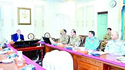 भारत के ताबड़तोड़ एक्शन से पाकिस्तान में खलबली, पानी रोकने को 'युद्ध जैसी कार्रवाई' बताया 