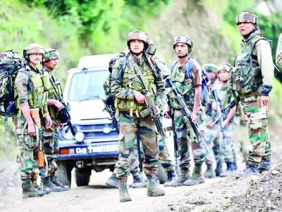 भारत की सख्ती से डरा पाकिस्तान, PoK में आतंकी लॉन्च पैड खाली कराए