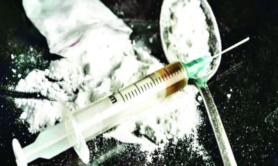 छात्रों में नशे की बढ़ती आदत चिंताजनक